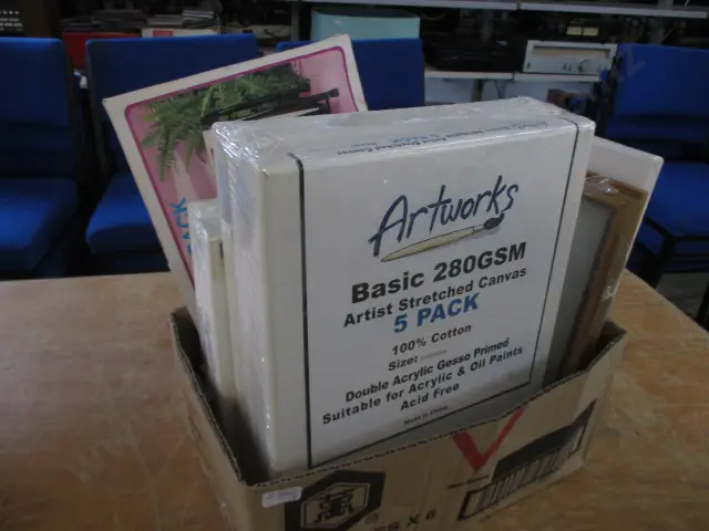 Mag Rack and Art Image 1++
