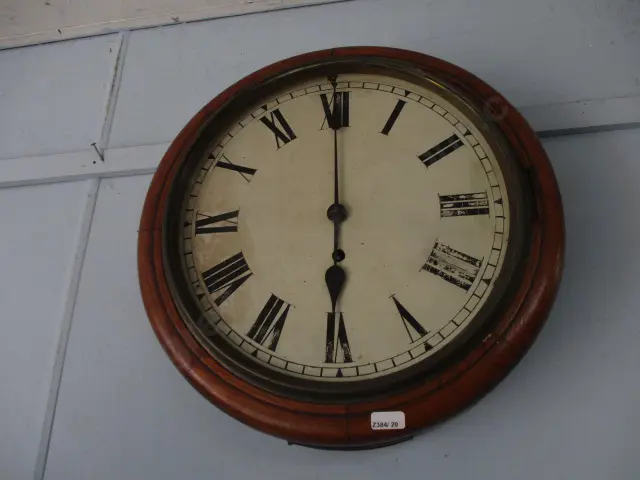 Old School Clock Image 1++