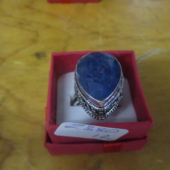 Ring