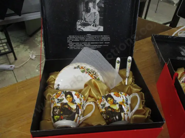Picasso Teaset Image 1++