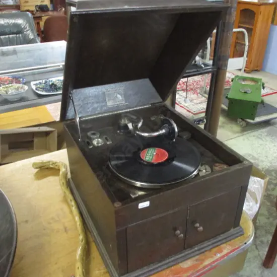 HMV Gramaphone
