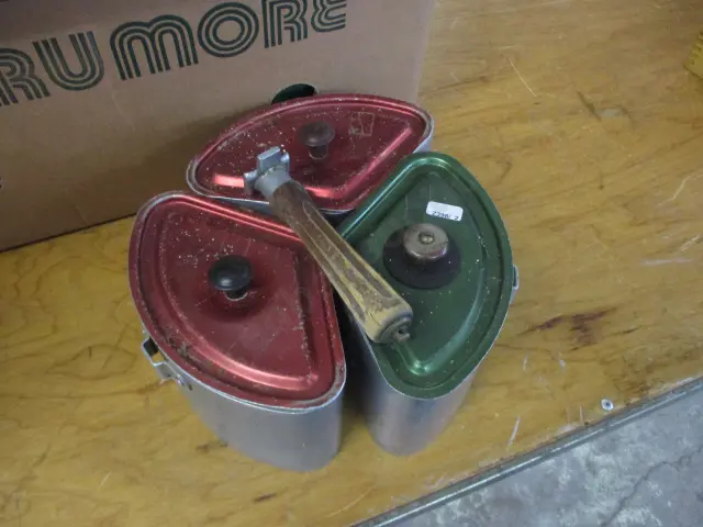 Retro Cookware Image 1++