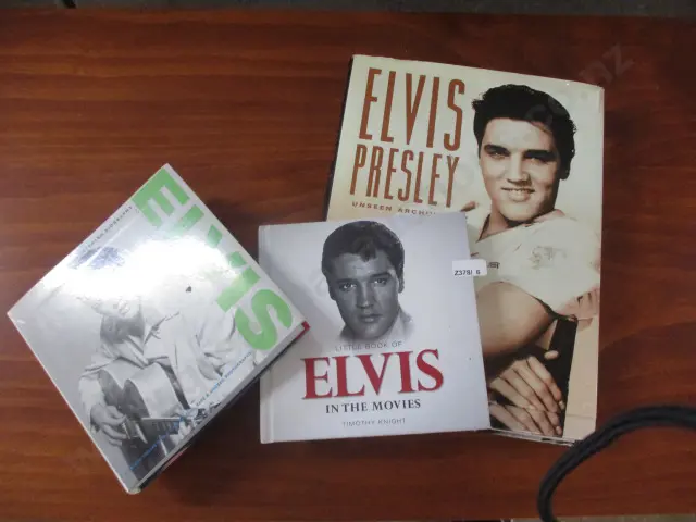 Elvis Collectables Image 1++