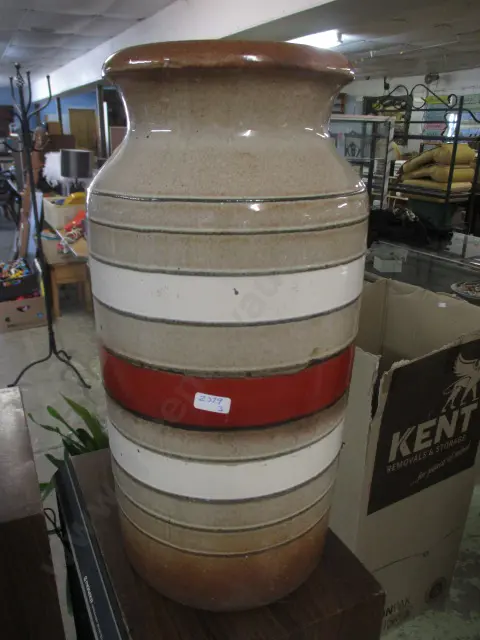 German Vase Image 1++