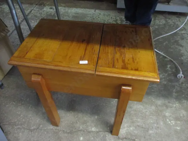 Sewing Box Image 1++