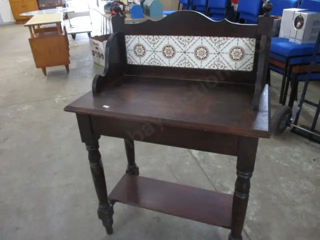 Kauri Washstand Image 1++
