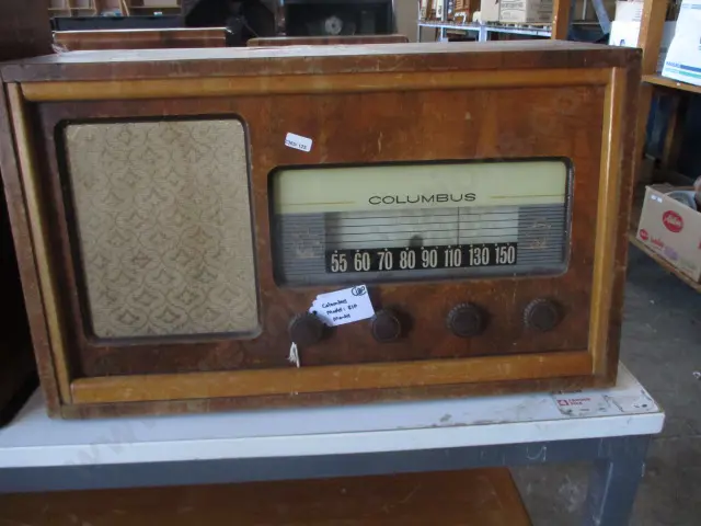 180 Columbus Radio Image 1++