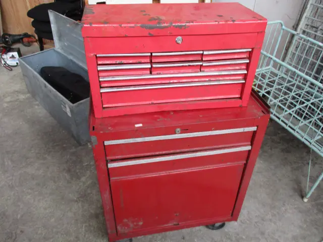 Tool Cabinets Image 1++