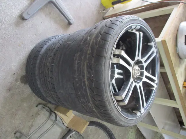 4 Mag Wheels and Tyres Image 1++