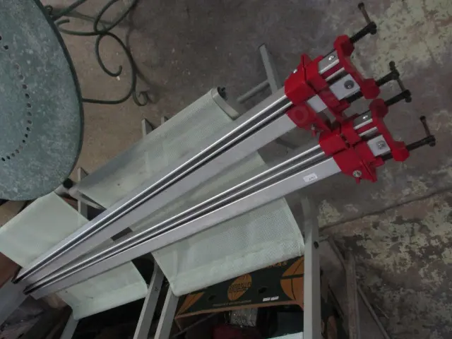 4 Clamps Image 1++
