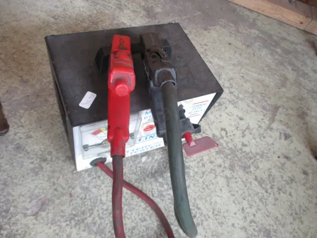 Battery Tester Image 1++