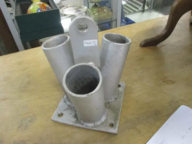 Flagpole Base Image 1++