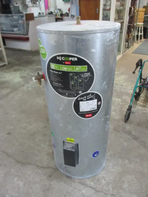 Hot Water Cylinder Image 1++