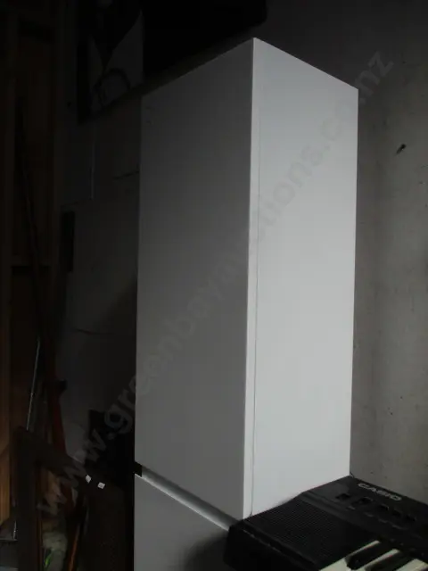 2 Door cabinet Image 1++