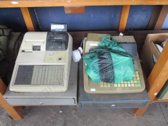 2 Cash Registers Image 1++