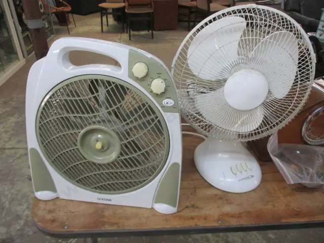 2 Fans Image 1++