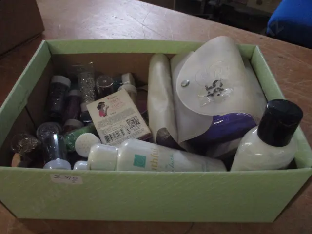 Makeup Etc Image 1++