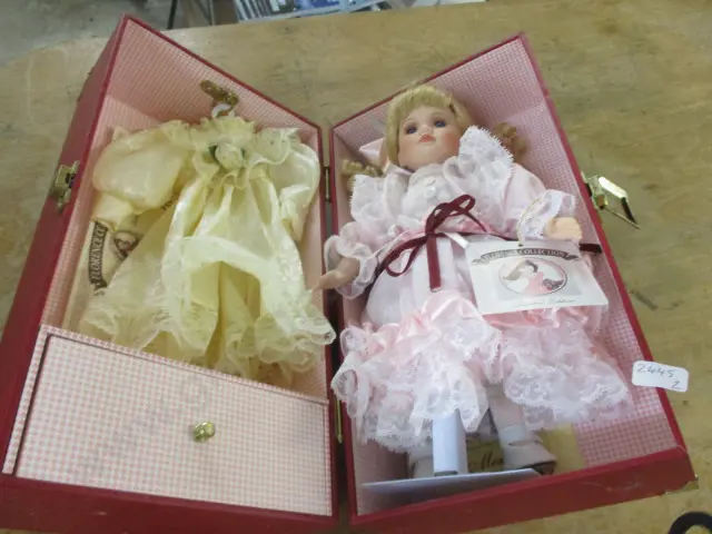 Lim Ed Doll Image 1++