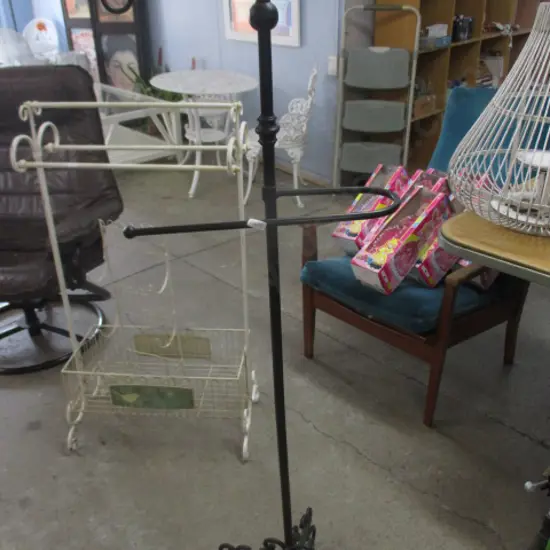 Suit Stand