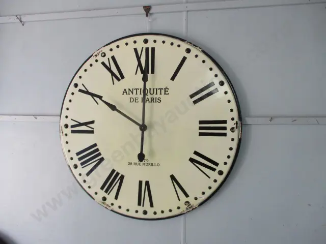 Huge Clock Image 1++