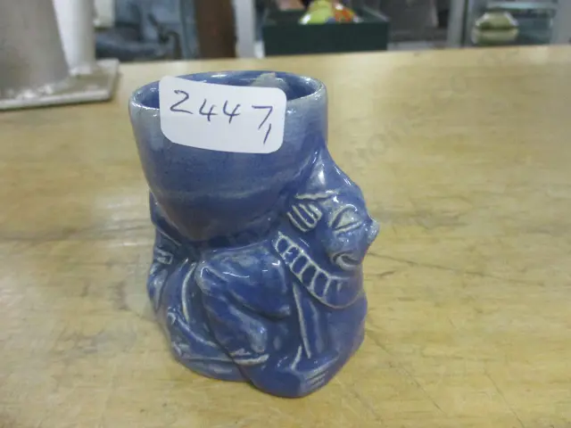 C/Lynn Eggcup Image 1++