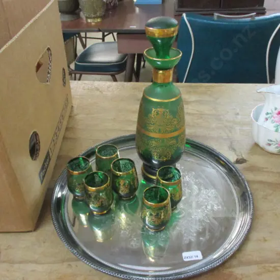 Decanter Lot