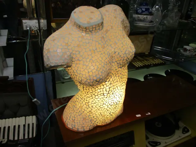 Mozaic Lamp Image 1++