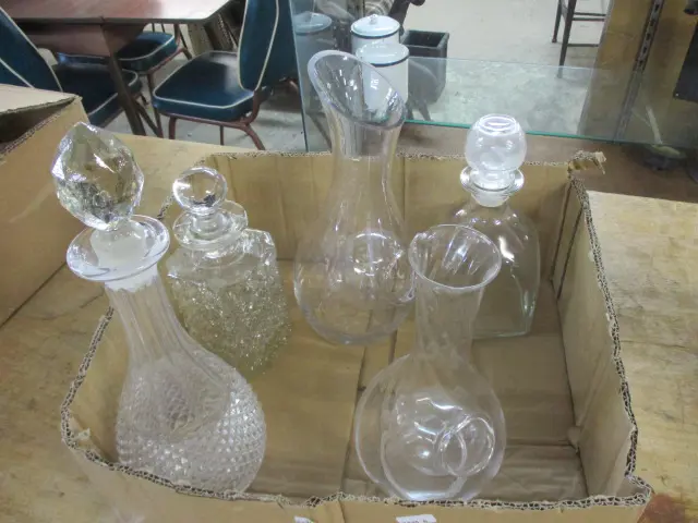 Decanters Image 1++