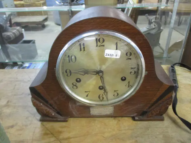 Mantle Clock Image 1++