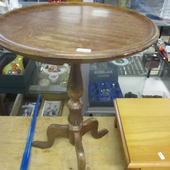 Wine table