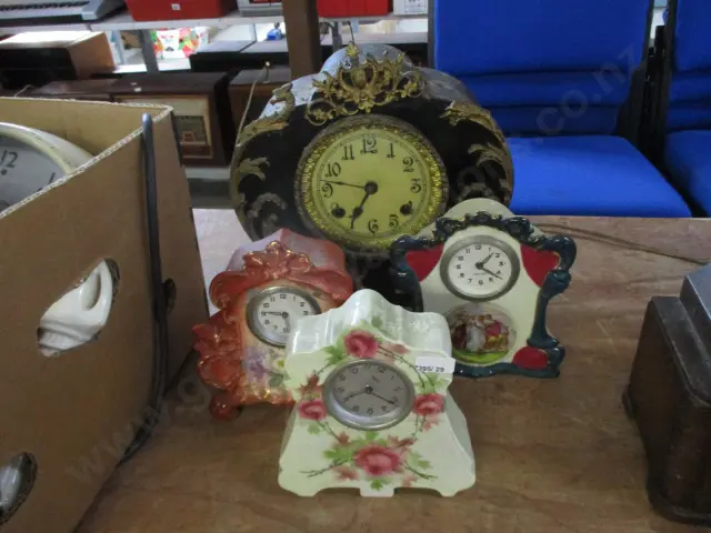 Clocks Image 1++