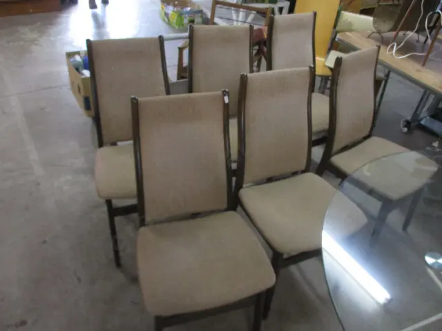 6 Highback Chairs Image 1++