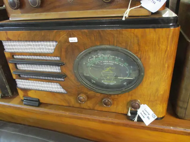 188 Courier Radio Image 1++