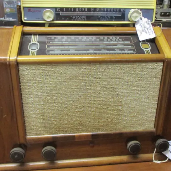 15 Phillips Radio