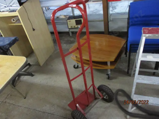 Hand Truck Image 1++