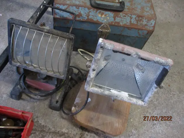 Workshop Lights Image 1++