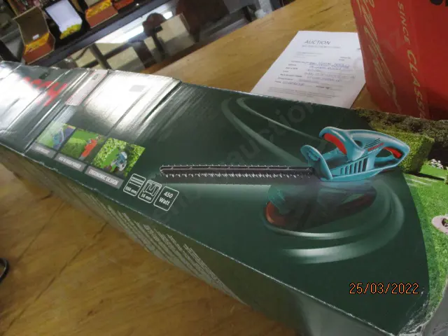 Hedge Trimmer Image 1++