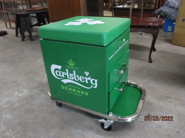 Beer Chiller Stool Image 1++