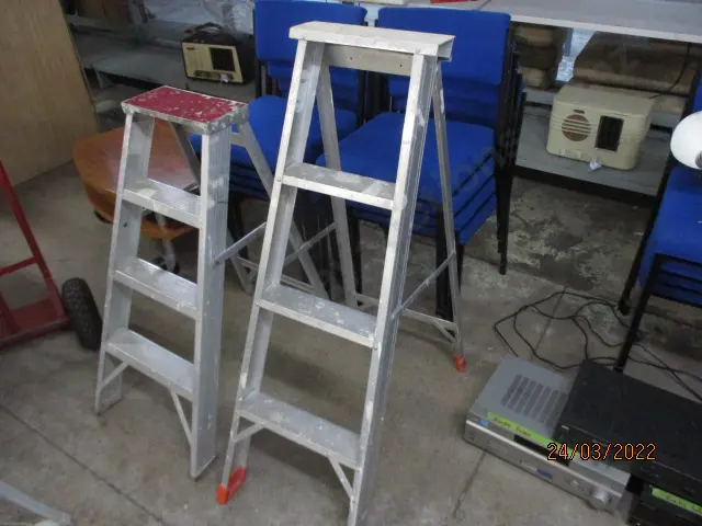 Step Ladder Image 1++