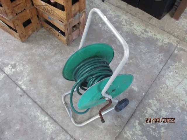 Hose and Reel Image 1++