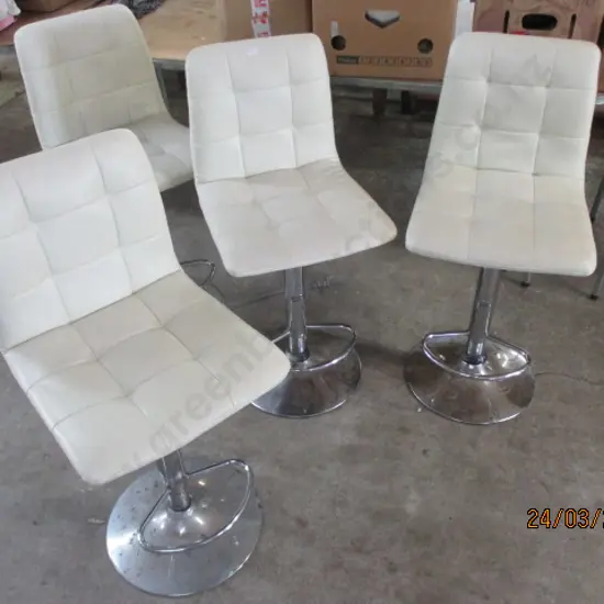 4 Stools