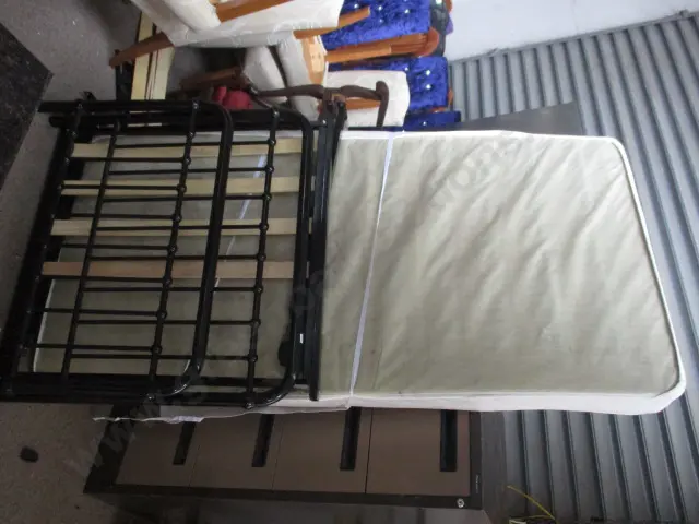 Single Bed Image 1++