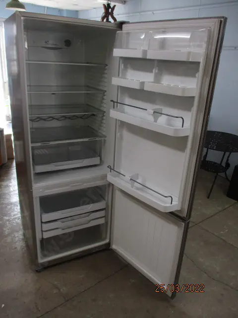 Fridge Freezer Image 1++