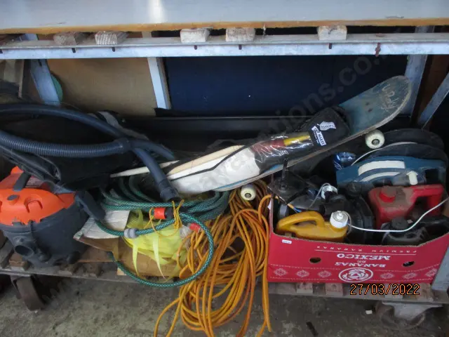 Bay of Garage Gear Image 1++