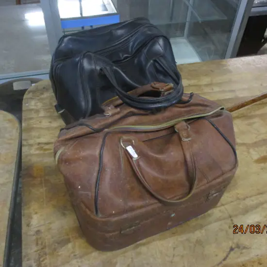 2 Bags Lawn Bowls