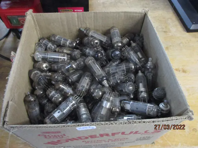 Radio Valves Image 1++