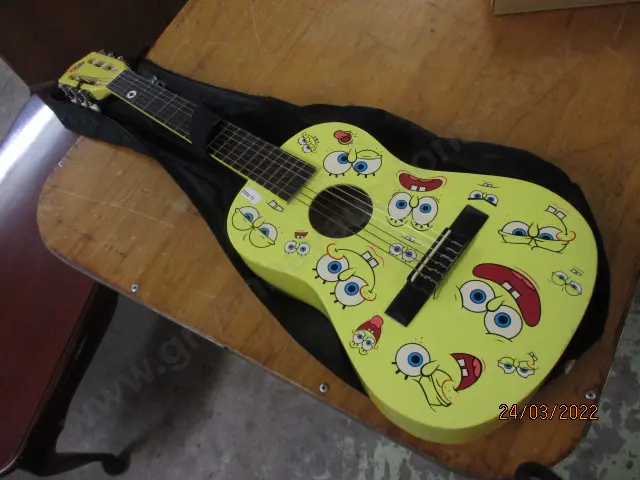 Spongebob Guitar Image 1++