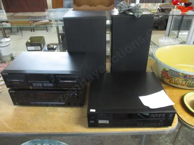 Stereo Equipment Image 1++