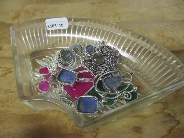 Necklaces Image 1++