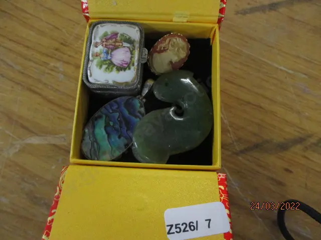 Collectables Image 1++